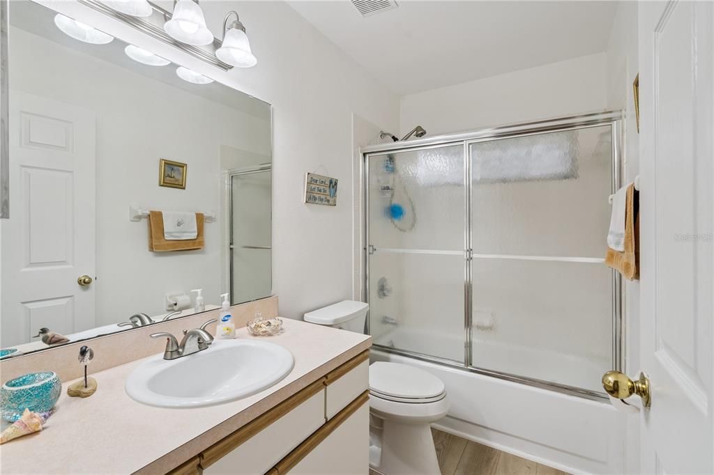 For Sale: $265,000 (2 beds, 2 baths, 1478 Square Feet)