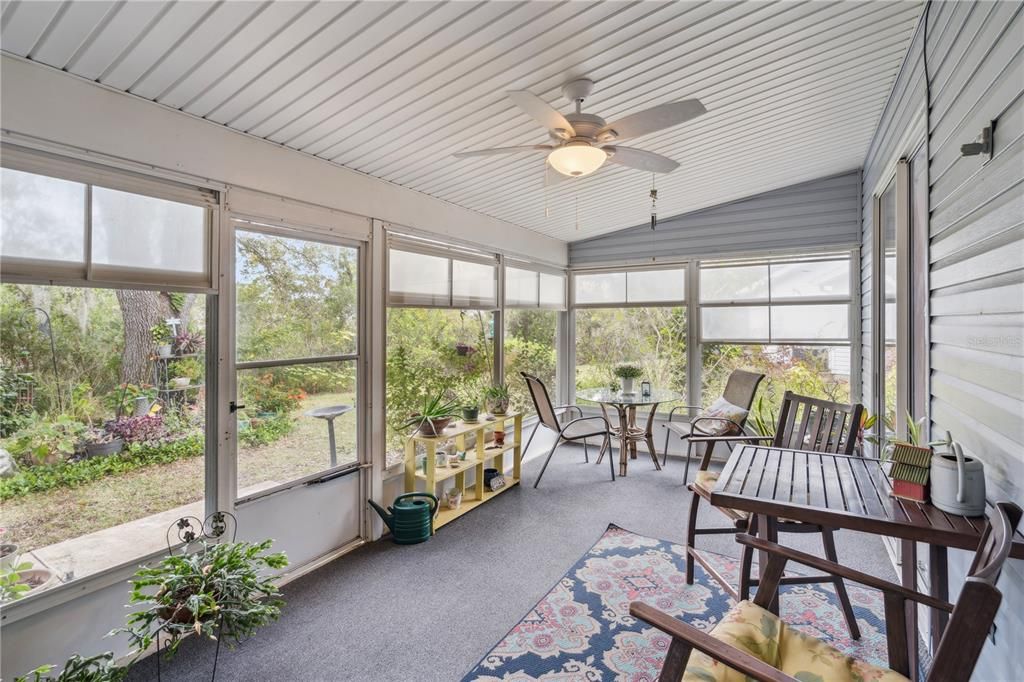 For Sale: $265,000 (2 beds, 2 baths, 1478 Square Feet)