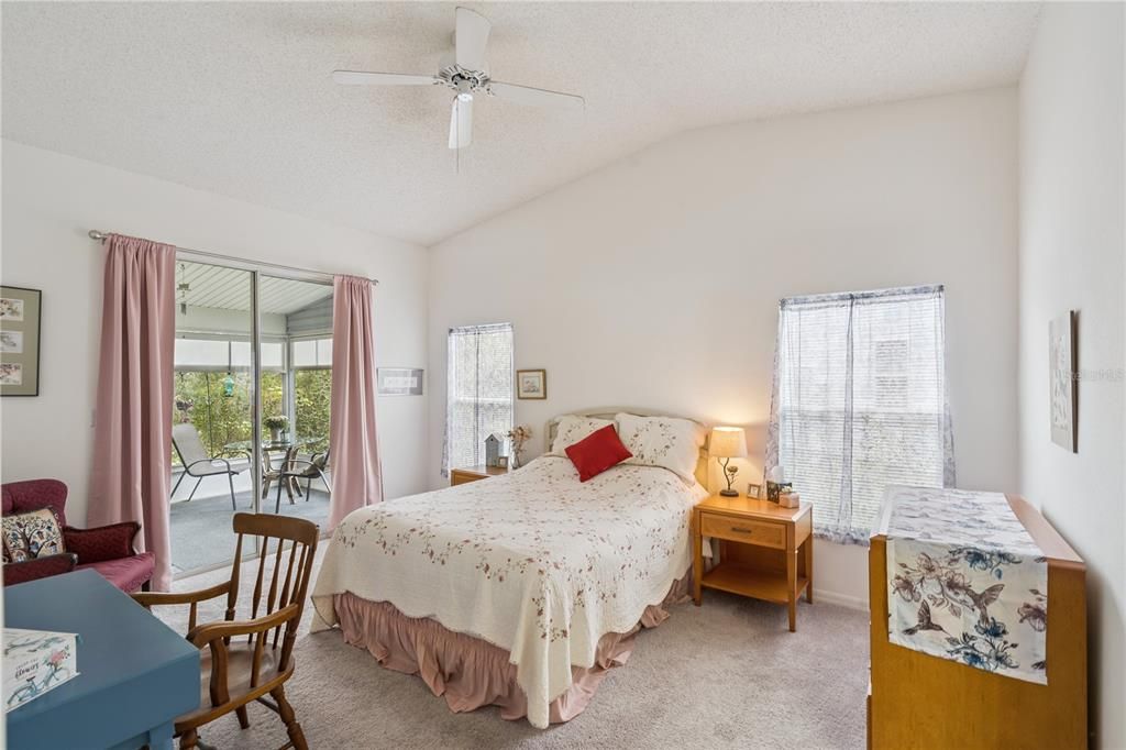 For Sale: $265,000 (2 beds, 2 baths, 1478 Square Feet)