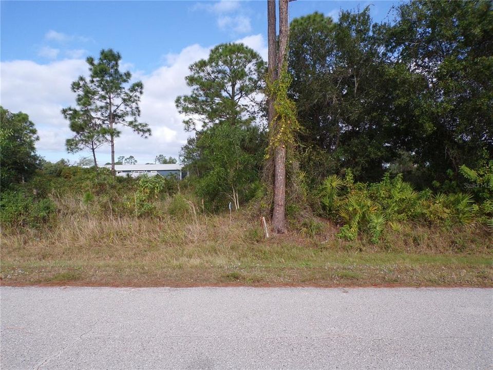 На продажу: $19,990 (0.34 acres)