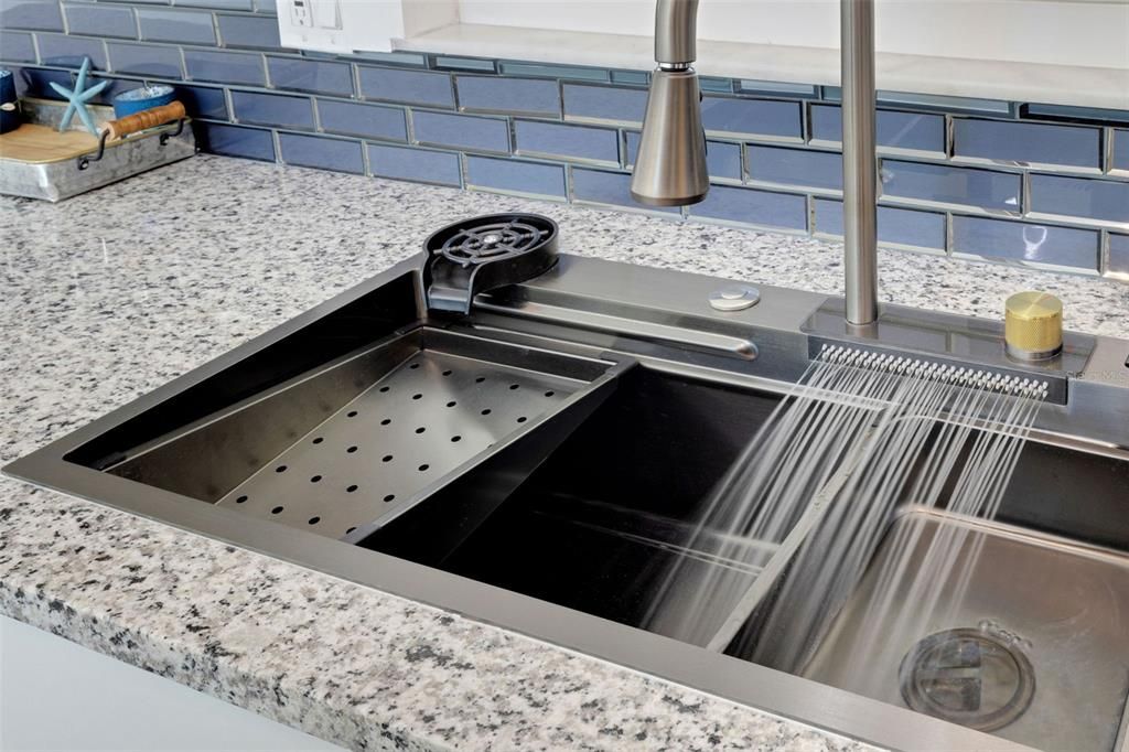 En Venta: $355,000 (2 camas, 2 baños, 1050 Pies cuadrados)