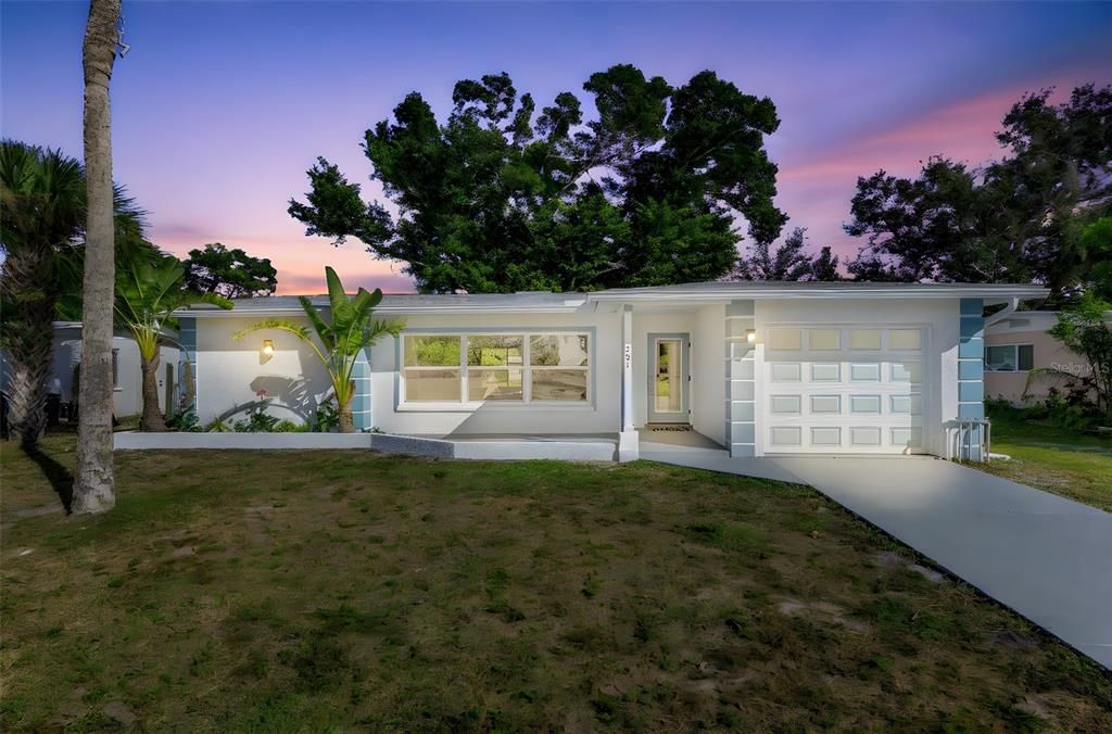 En Venta: $355,000 (2 camas, 2 baños, 1050 Pies cuadrados)