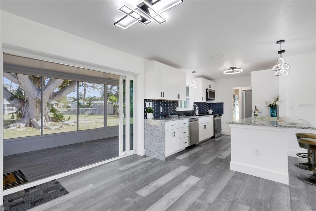 En Venta: $355,000 (2 camas, 2 baños, 1050 Pies cuadrados)