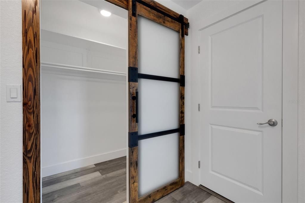 En Venta: $355,000 (2 camas, 2 baños, 1050 Pies cuadrados)