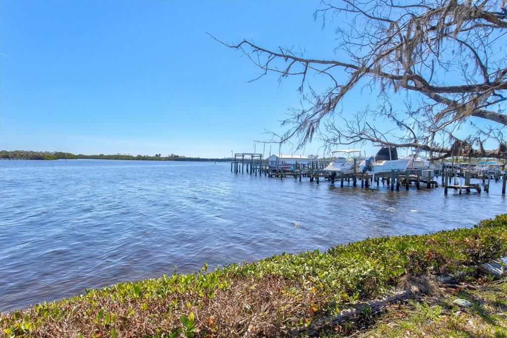 For Sale: $110,000 (1 beds, 1 baths, 790 Square Feet)