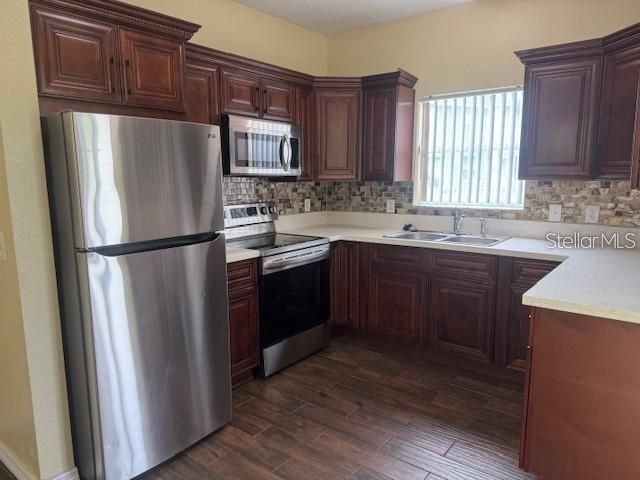 En Renta: $1,799 (3 camas, 2 baños, 1500 Pies cuadrados)