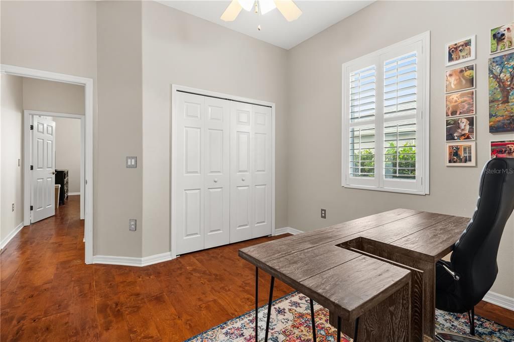 Active With Contract: $559,900 (3 beds, 2 baths, 2465 Square Feet)