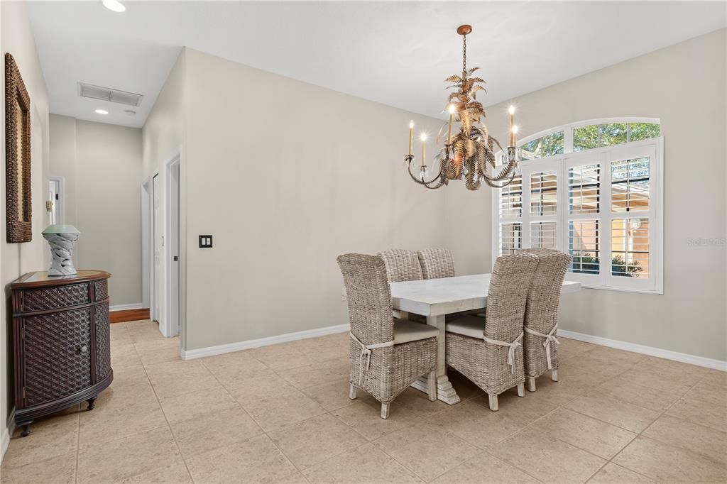 Active With Contract: $559,900 (3 beds, 2 baths, 2465 Square Feet)