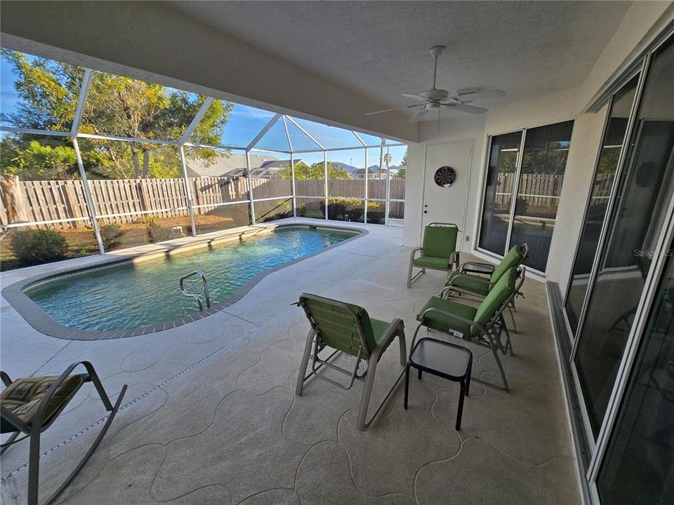 For Sale: $389,000 (3 beds, 2 baths, 2023 Square Feet)