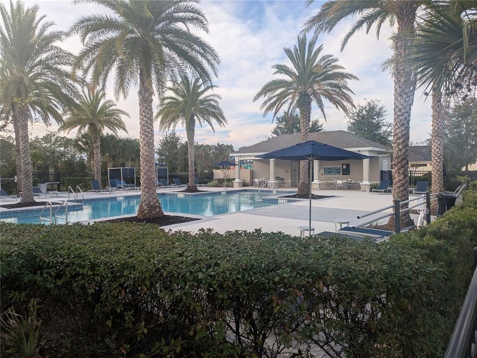 En Venta: $524,999 (4 camas, 3 baños, 2400 Pies cuadrados)