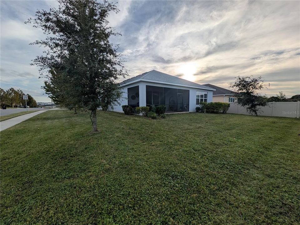 En Venta: $524,999 (4 camas, 3 baños, 2400 Pies cuadrados)