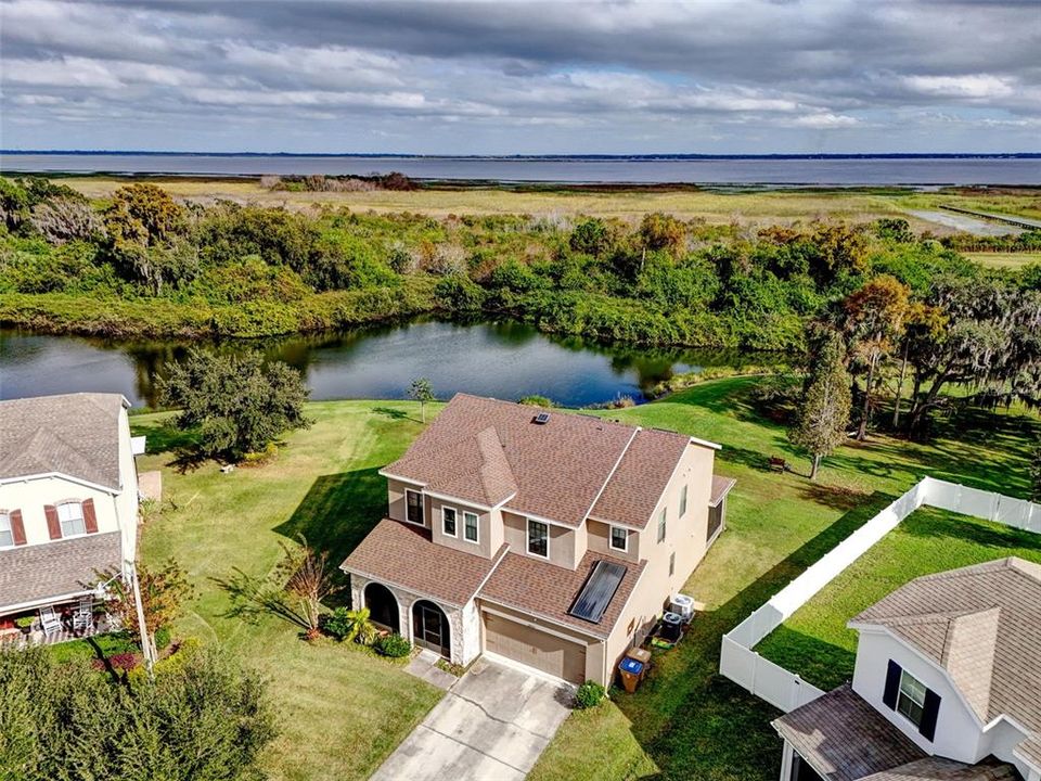 En Venta: $435,000 (4 camas, 3 baños, 2614 Pies cuadrados)