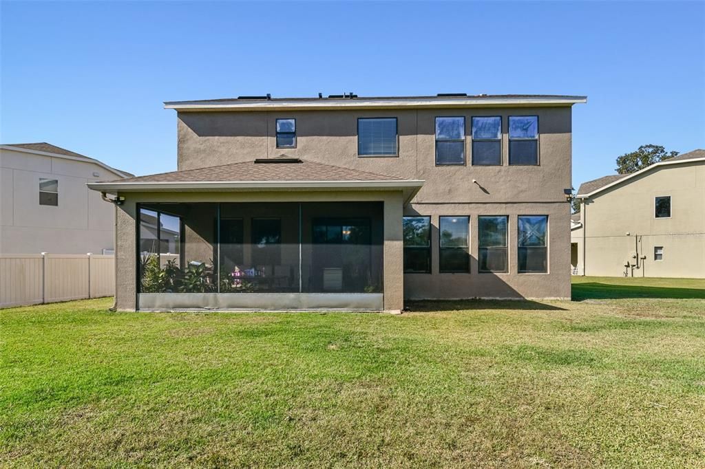 En Venta: $435,000 (4 camas, 3 baños, 2614 Pies cuadrados)