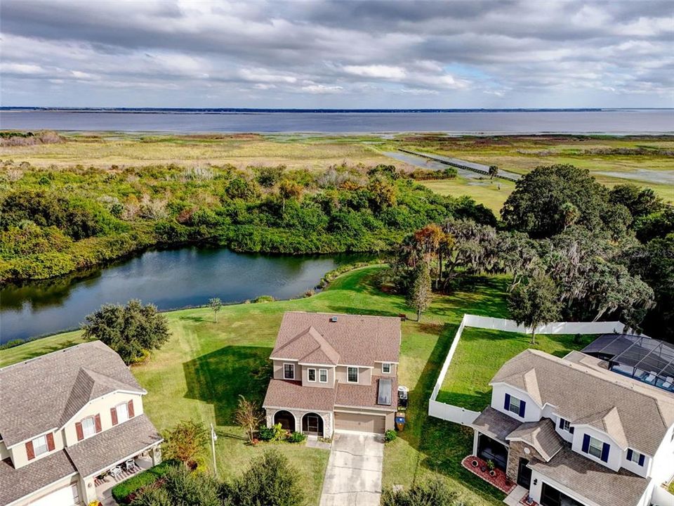 En Venta: $435,000 (4 camas, 3 baños, 2614 Pies cuadrados)