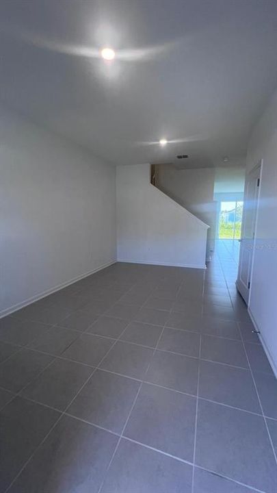 出租: $2,100 (3 贝兹, 2 浴室, 2017 平方英尺)