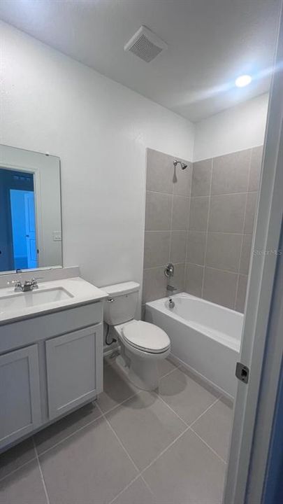 出租: $2,100 (3 贝兹, 2 浴室, 2017 平方英尺)