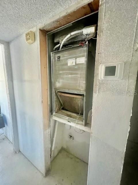 На продажу: $70,000 (2 спален, 2 ванн, 1088 Квадратных фут)