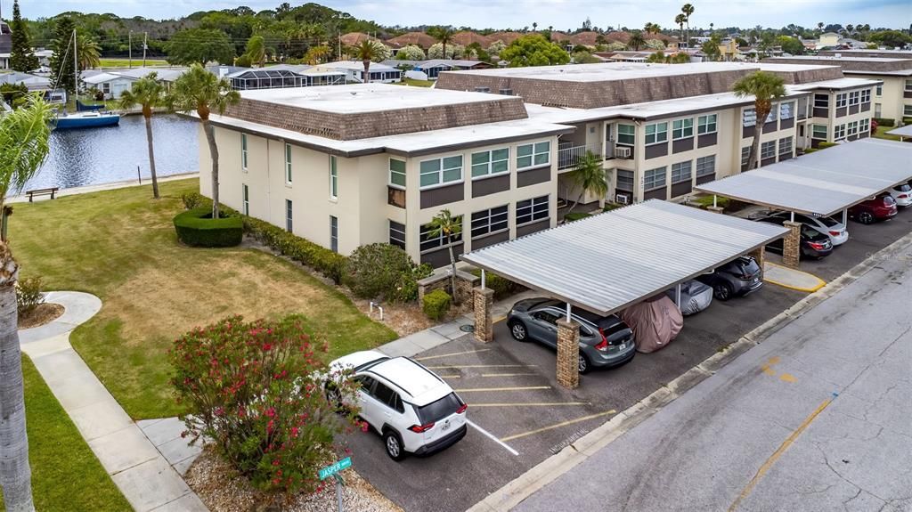 На продажу: $70,000 (2 спален, 2 ванн, 1088 Квадратных фут)