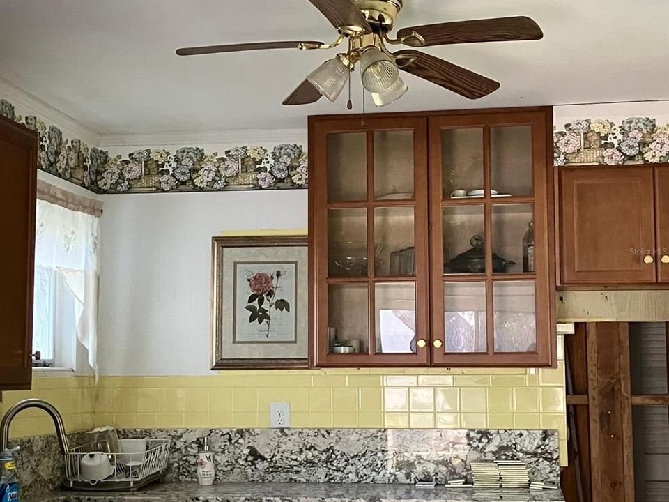 For Sale: $312,700 (2 beds, 2 baths, 1849 Square Feet)