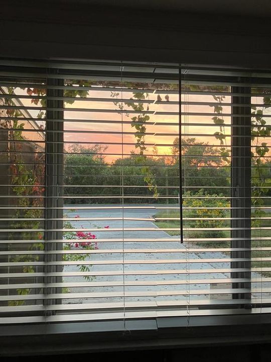 For Sale: $312,700 (2 beds, 2 baths, 1849 Square Feet)