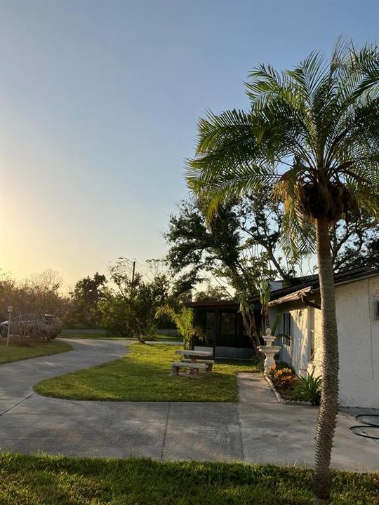 For Sale: $312,700 (2 beds, 2 baths, 1849 Square Feet)