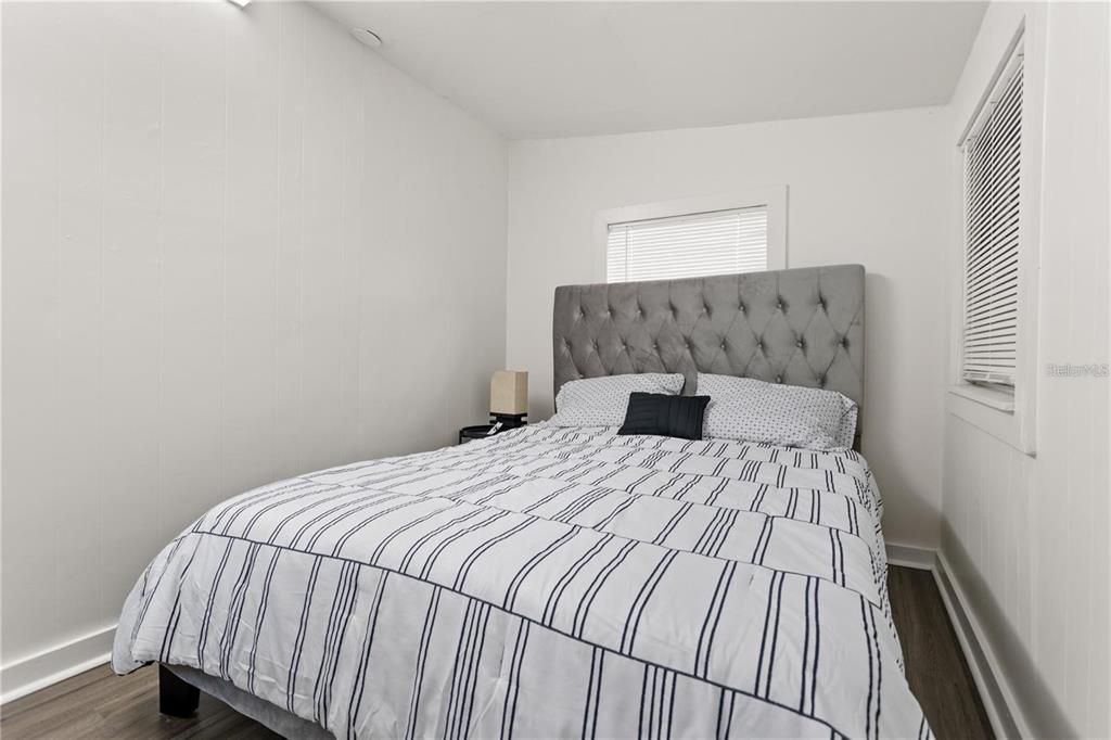 В аренду: $2,000 (3 спален, 1 ванн, 962 Квадратных фут)