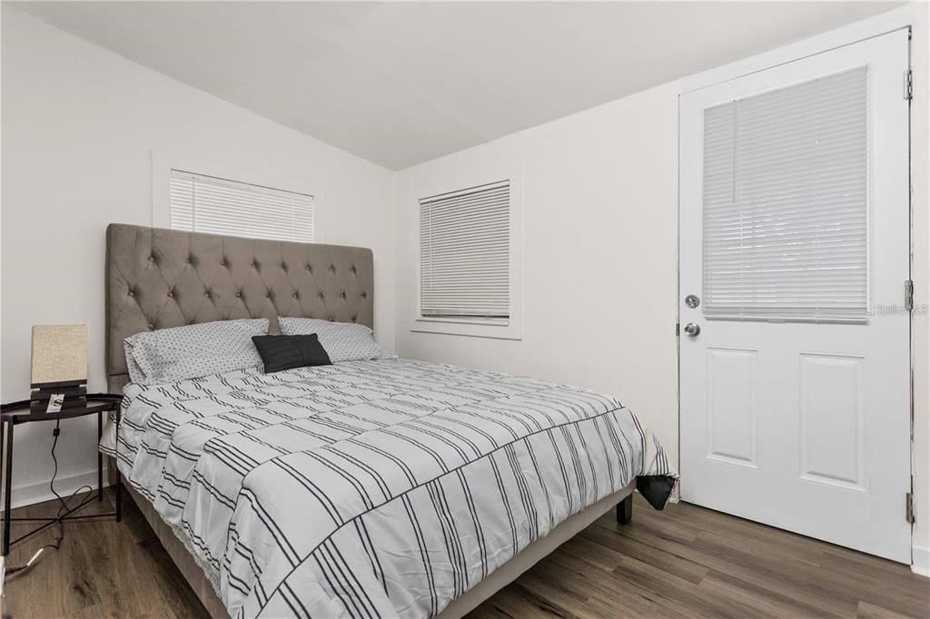 В аренду: $2,000 (3 спален, 1 ванн, 962 Квадратных фут)