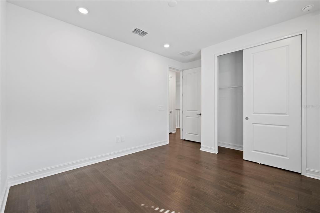 待售: $539,900 (3 贝兹, 2 浴室, 2447 平方英尺)