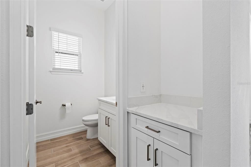 待售: $539,900 (3 贝兹, 2 浴室, 2447 平方英尺)