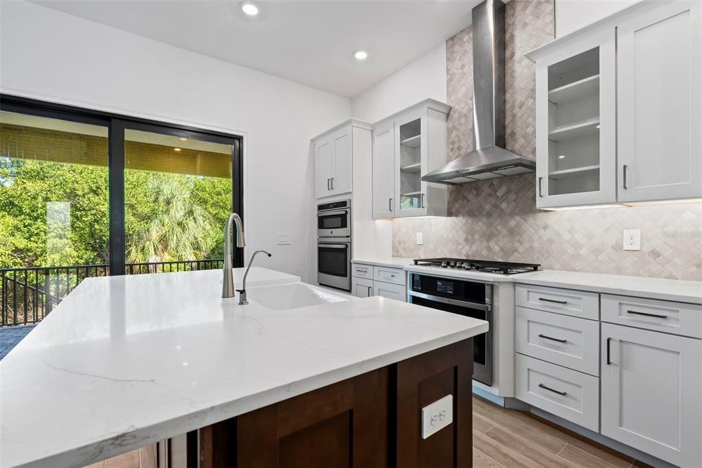 待售: $539,900 (3 贝兹, 2 浴室, 2447 平方英尺)