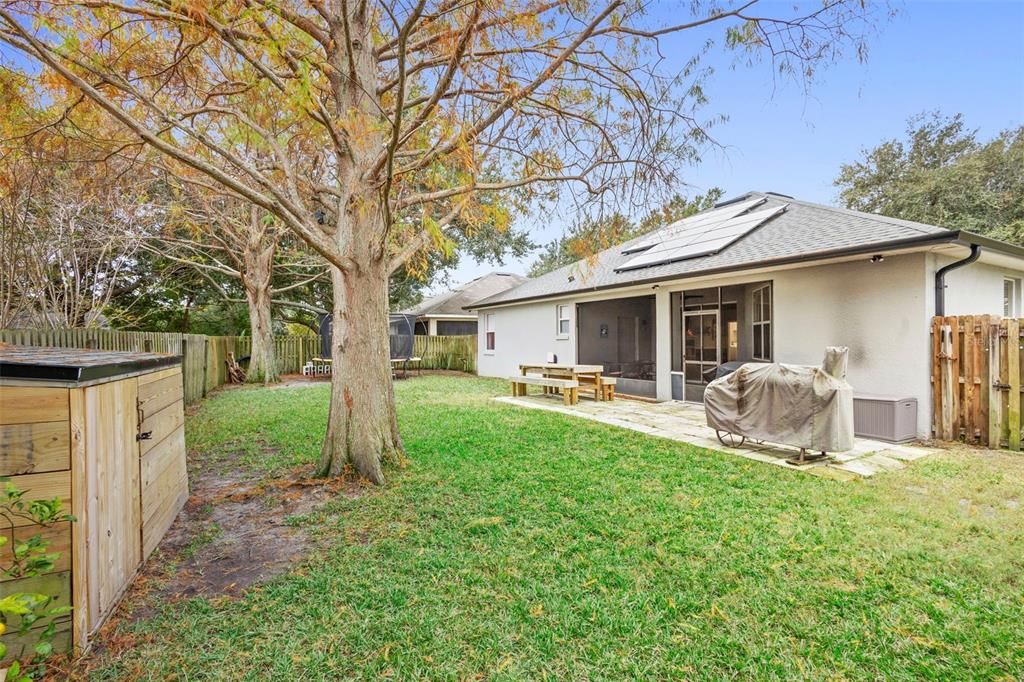 En Venta: $435,000 (4 camas, 3 baños, 2305 Pies cuadrados)