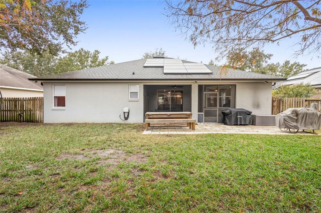 En Venta: $435,000 (4 camas, 3 baños, 2305 Pies cuadrados)