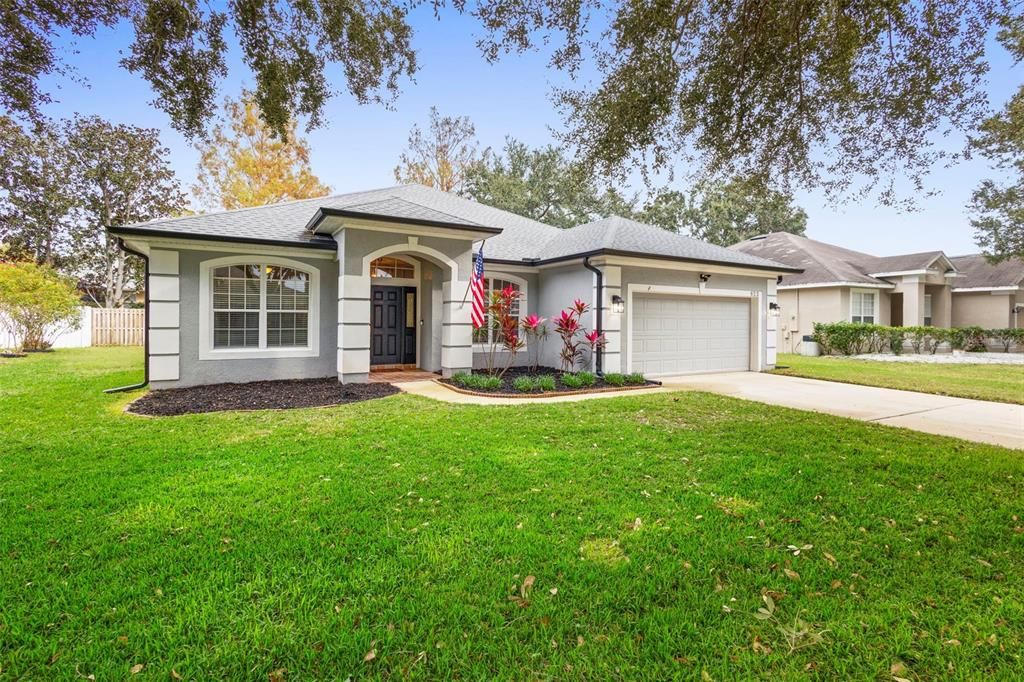 En Venta: $435,000 (4 camas, 3 baños, 2305 Pies cuadrados)