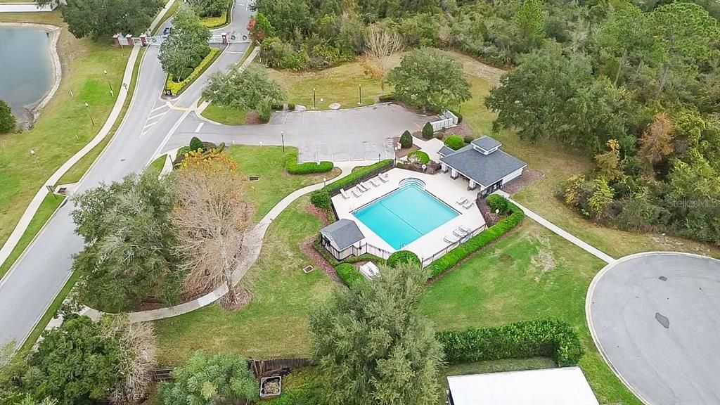 En Venta: $435,000 (4 camas, 3 baños, 2305 Pies cuadrados)