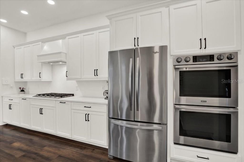 For Sale: $614,999 (4 beds, 3 baths, 2524 Square Feet)