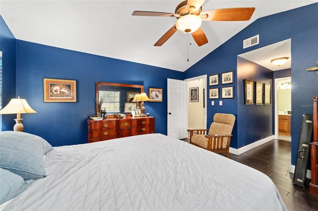 待售: $337,000 (3 贝兹, 2 浴室, 1756 平方英尺)