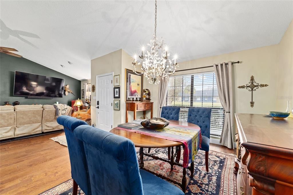 待售: $337,000 (3 贝兹, 2 浴室, 1756 平方英尺)