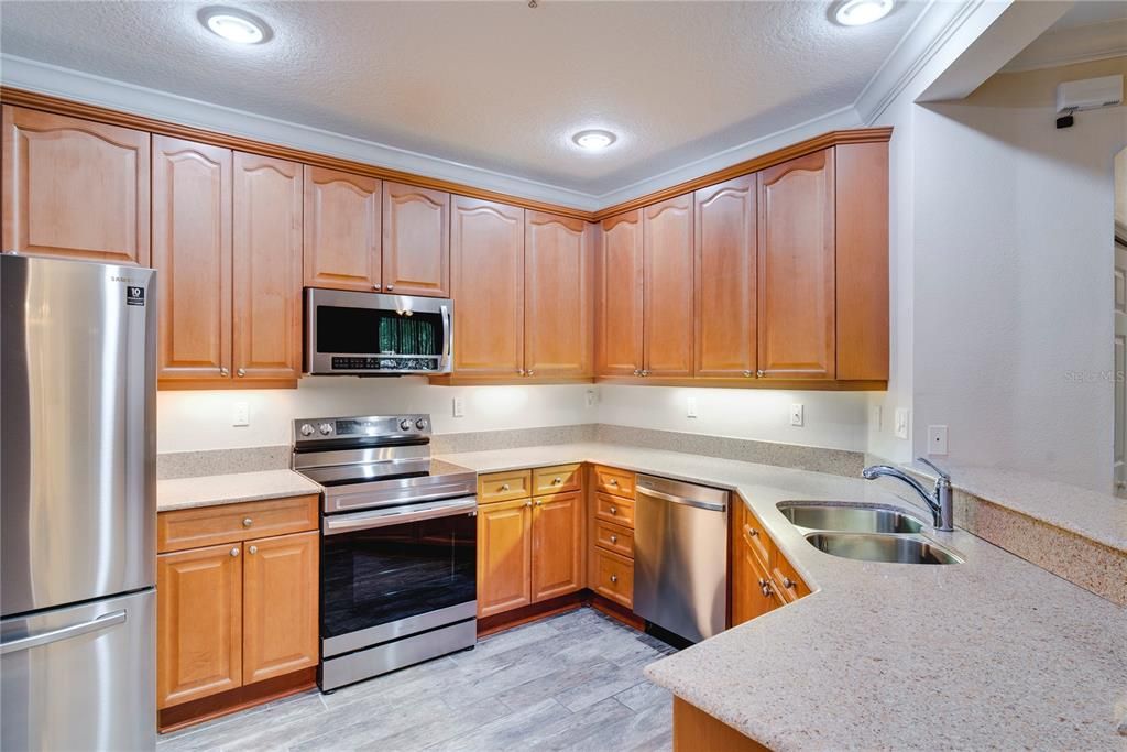 For Sale: $315,000 (3 beds, 2 baths, 1442 Square Feet)