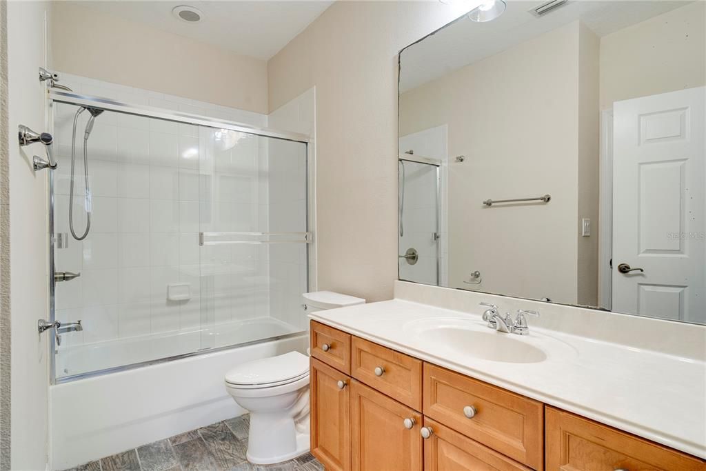 For Sale: $315,000 (3 beds, 2 baths, 1442 Square Feet)