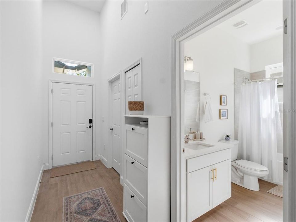 For Sale: $530,000 (3 beds, 3 baths, 1980 Square Feet)