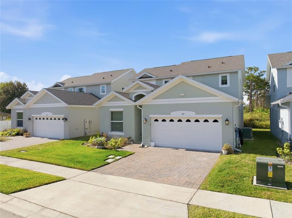 For Sale: $530,000 (3 beds, 3 baths, 1980 Square Feet)