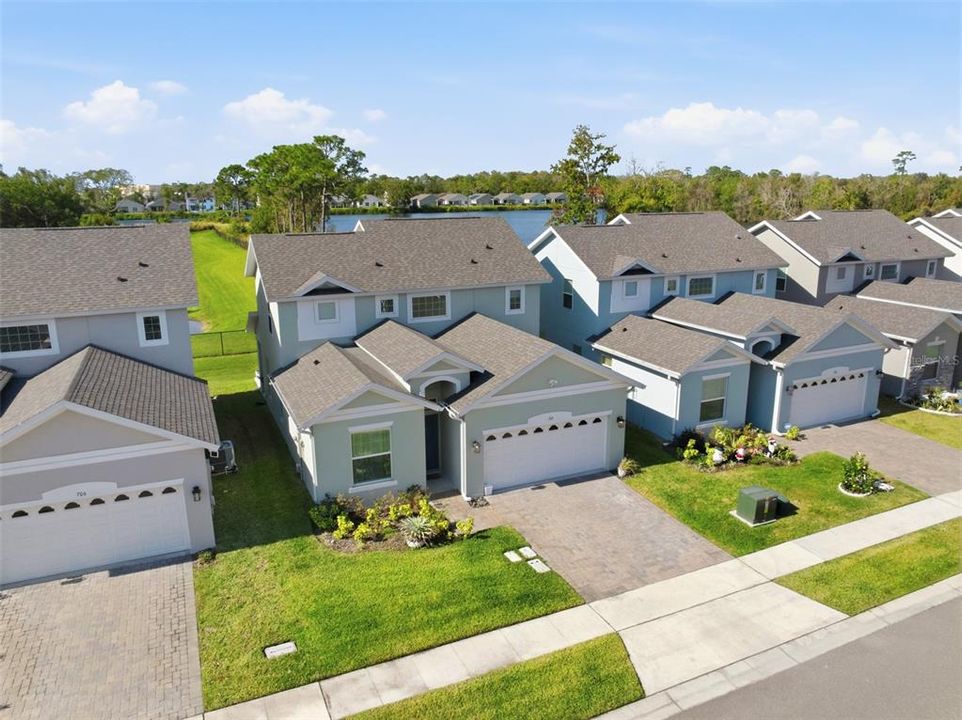 For Sale: $530,000 (3 beds, 3 baths, 1980 Square Feet)