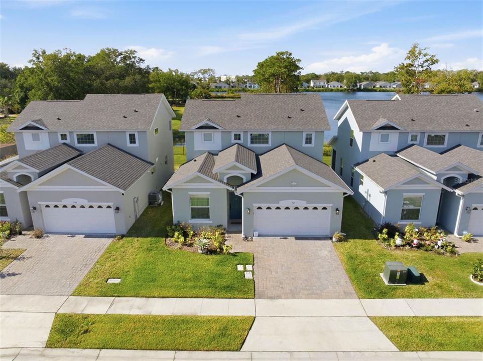 For Sale: $530,000 (3 beds, 3 baths, 1980 Square Feet)