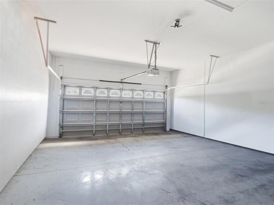 For Sale: $530,000 (3 beds, 3 baths, 1980 Square Feet)