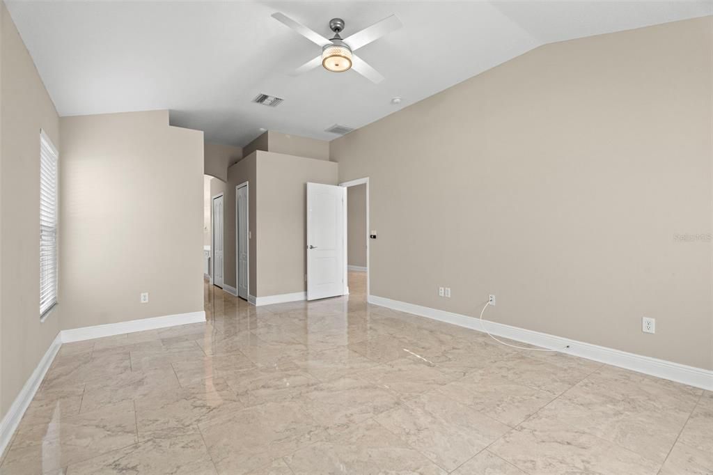 出租: $2,995 (3 贝兹, 2 浴室, 1844 平方英尺)