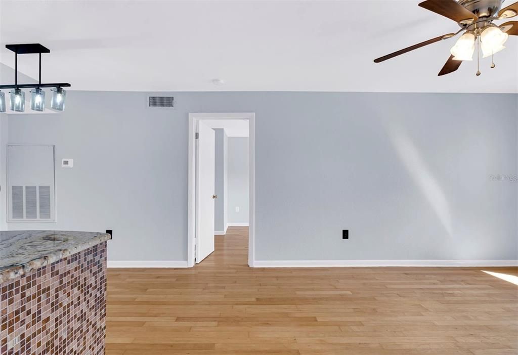 En Renta: $1,600 (2 camas, 2 baños, 937 Pies cuadrados)