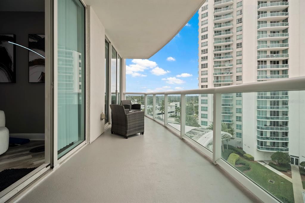 For Rent: $3,200 (2 beds, 2 baths, 1537 Square Feet)