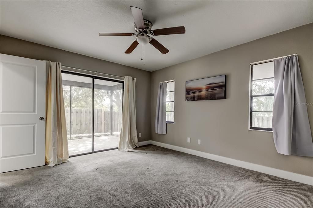 En Venta: $369,700 (3 camas, 2 baños, 1274 Pies cuadrados)