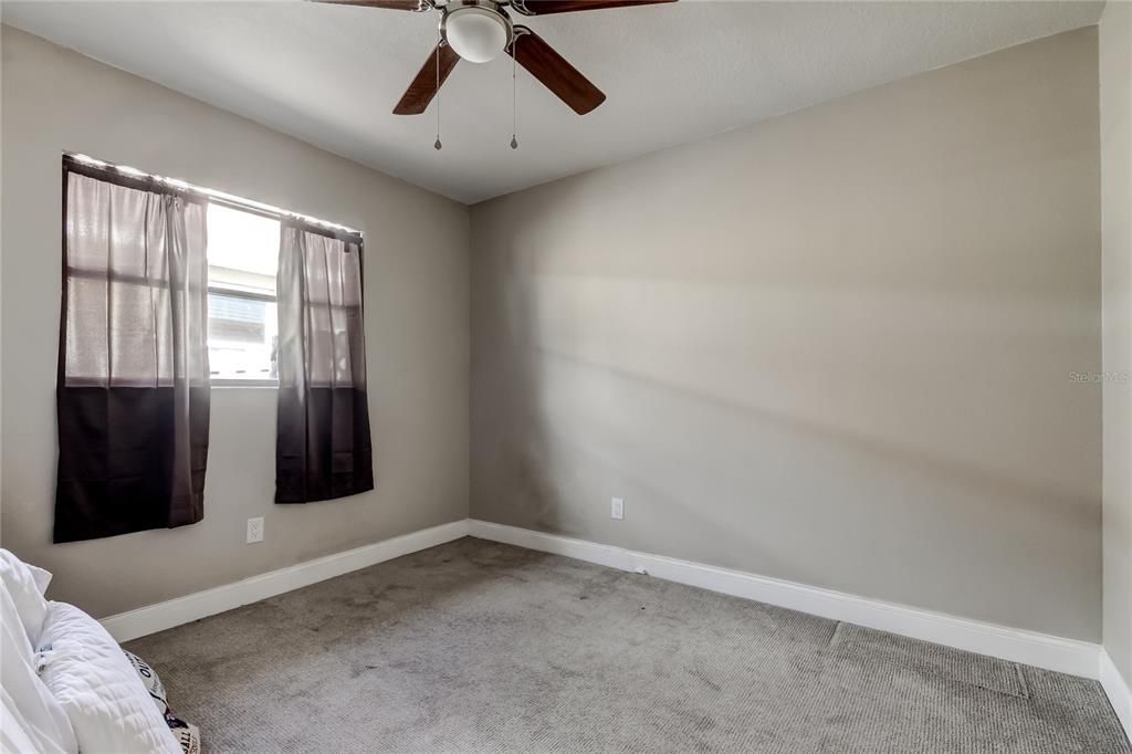 En Venta: $369,700 (3 camas, 2 baños, 1274 Pies cuadrados)