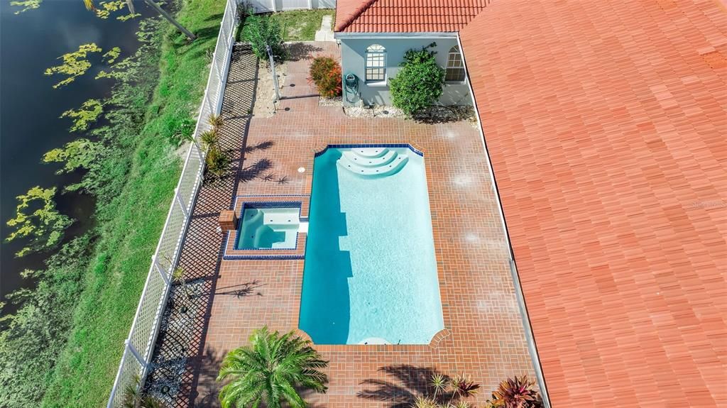 For Sale: $399,000 (3 beds, 2 baths, 2549 Square Feet)